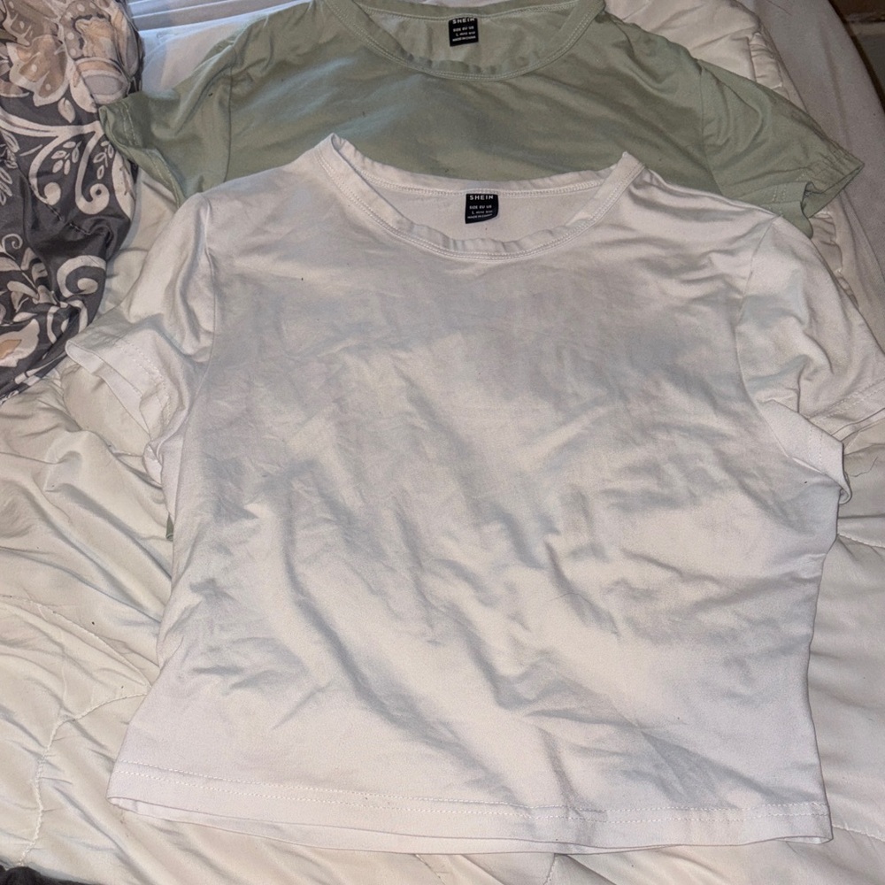 Set of Two Basic T-Shirts in White and Light Green